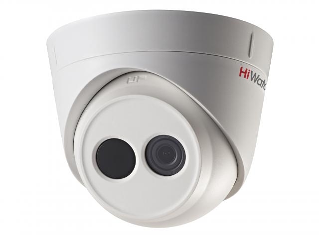 HiWatch Купольная IP-видеокамера DS-I113 (2.8 mm)