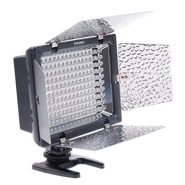 Светодиодный (LED) осветитель YongNuo YN-160 II, 160 leds для фото и видеокамер с д.у и микрофоном